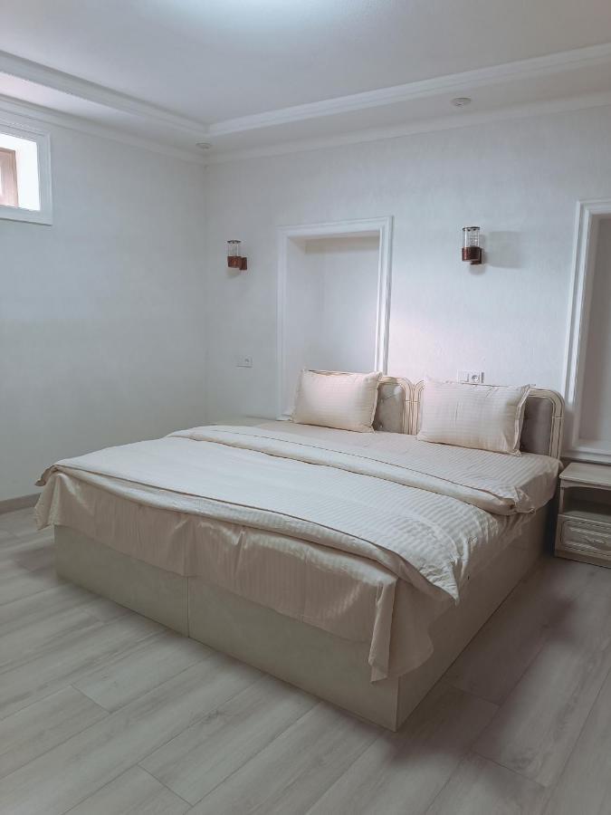 Dari Zanjir Hotel Samarkand Exterior photo